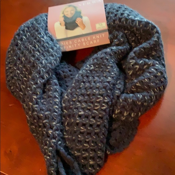 Infinity Scarf - Picture 2 of 2